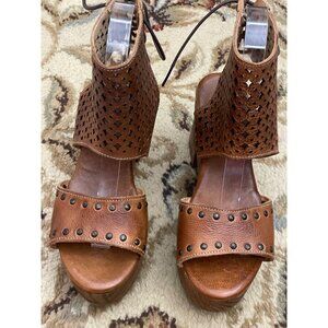Bed Stu Mali Brown Rustic Wooden Heel Platform Sandals Size 8